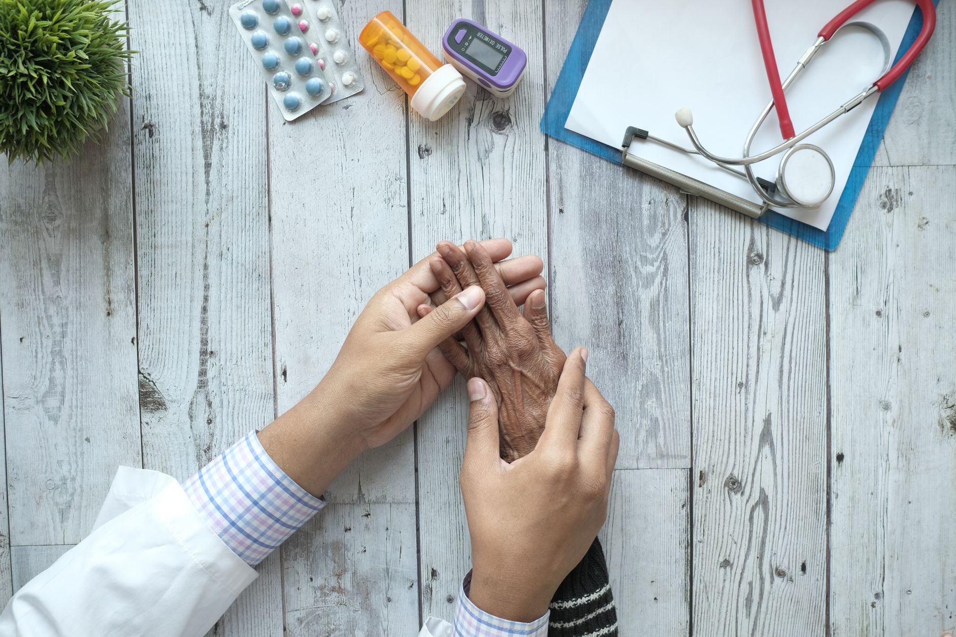 elderly person doctor checkup