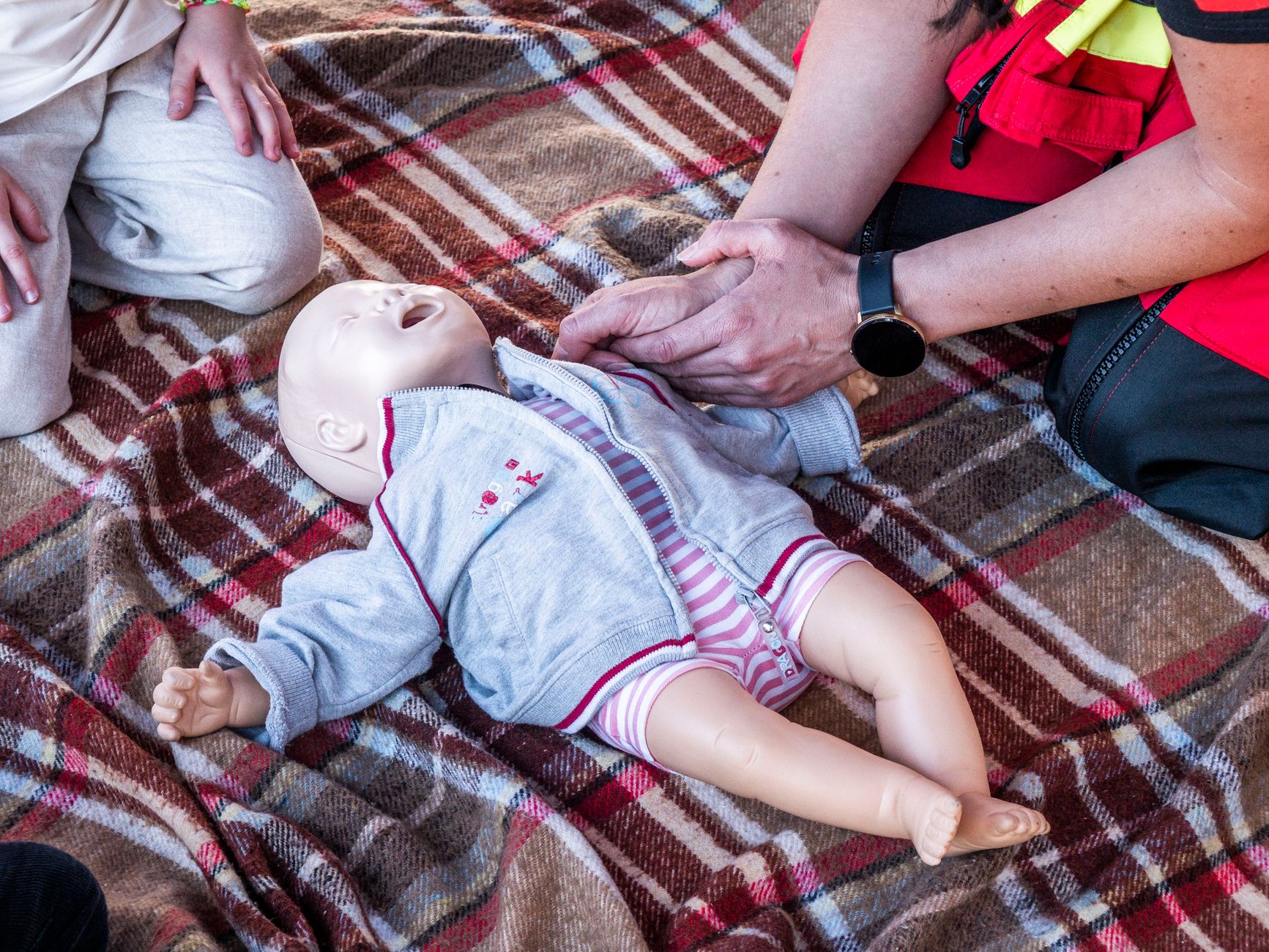 first aid emergency response