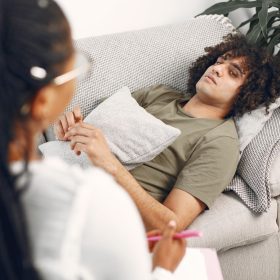 Τραυματικά συμβάντα και ψυχική υγεία: πώς επηρεάζει ο κίνδυνος όσους εργάζονται σε επικίνδυνα επαγγέλματα