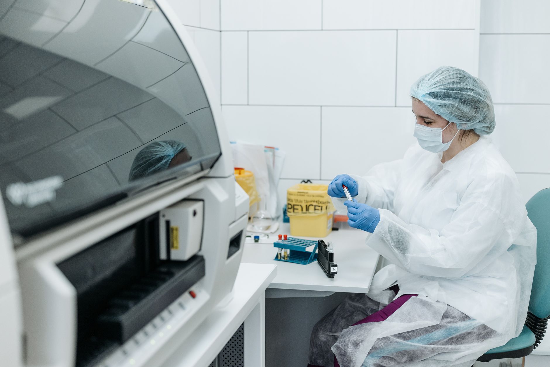 dna testing laboratory science