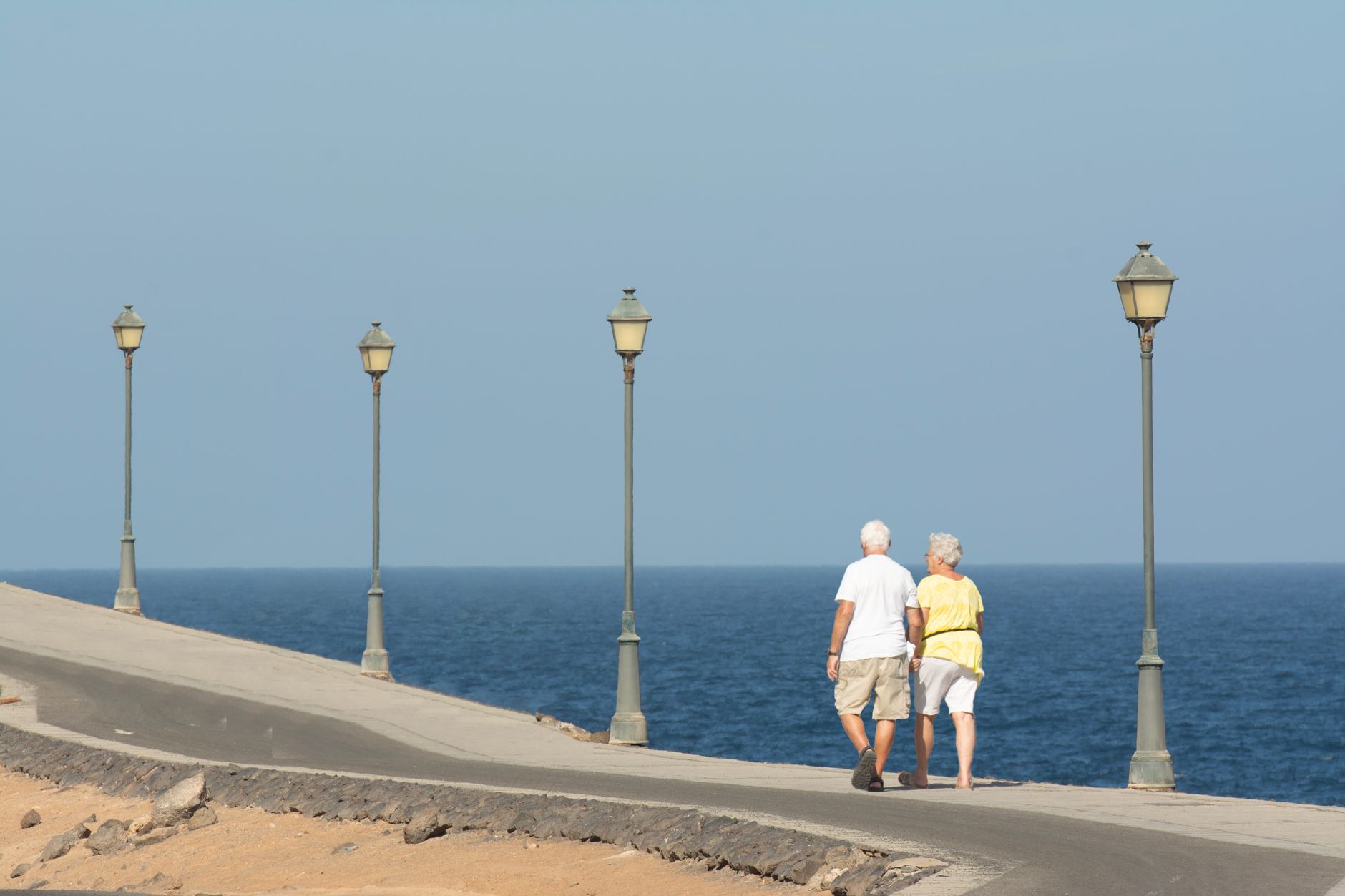 elderly couple walking healthy lifestyle