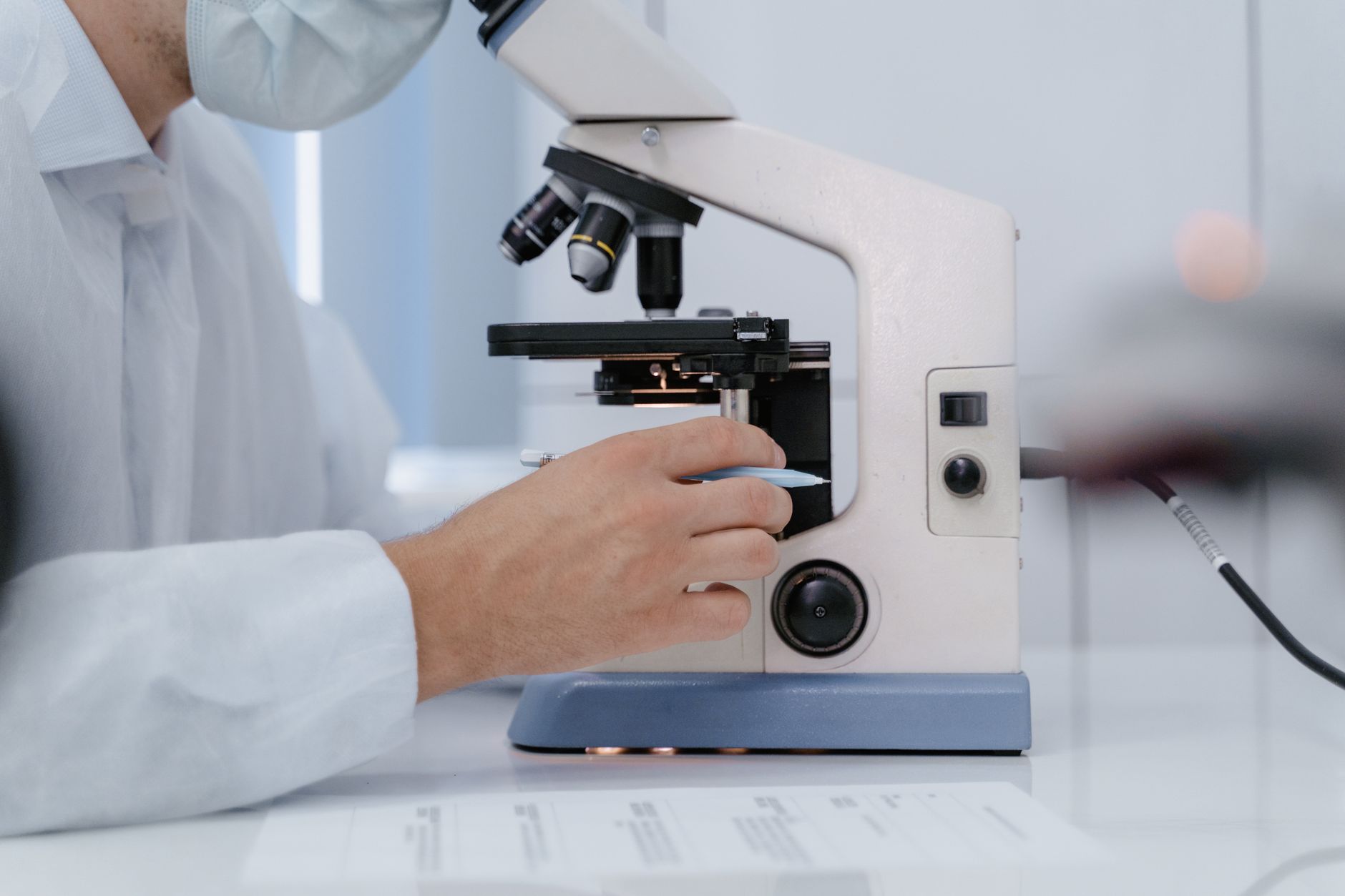 laboratory scientist disease detection